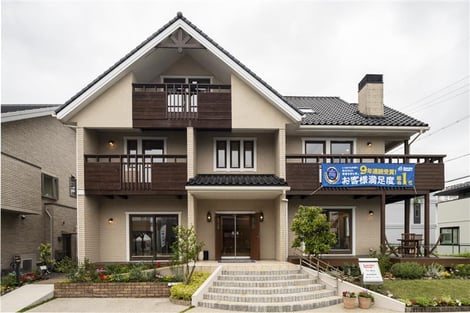 7d46938efd4d0ffc7a718f7e364f4560KUN_4763