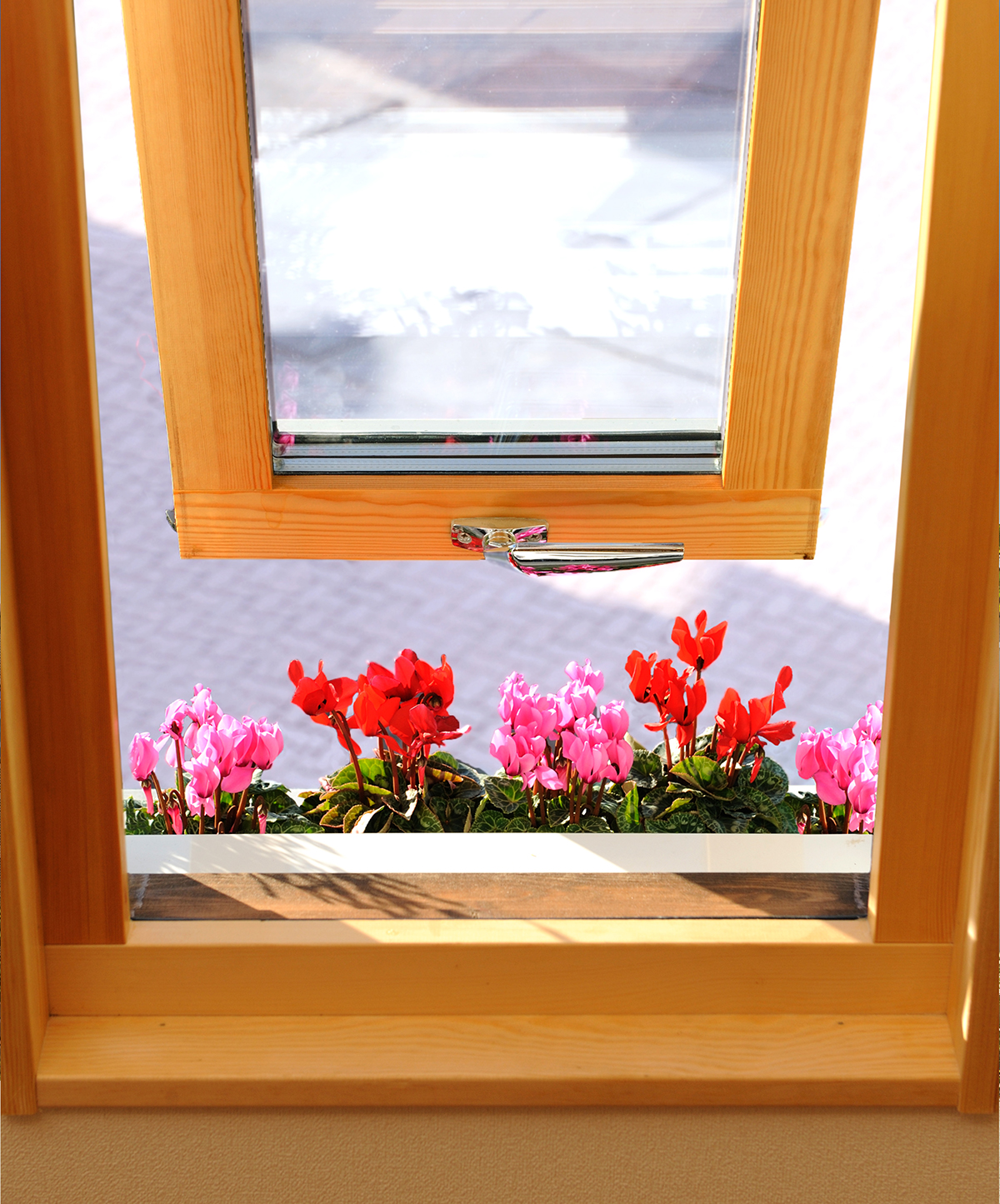 スウェーデンハウスといえば「木製窓」！その魅力に迫る。